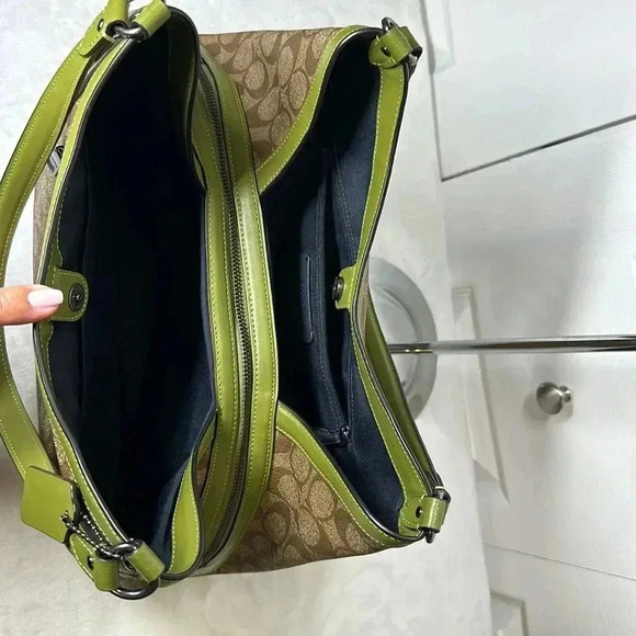 Coach Green Kristy Canvas Bag & wallet - Picture 10 of 12